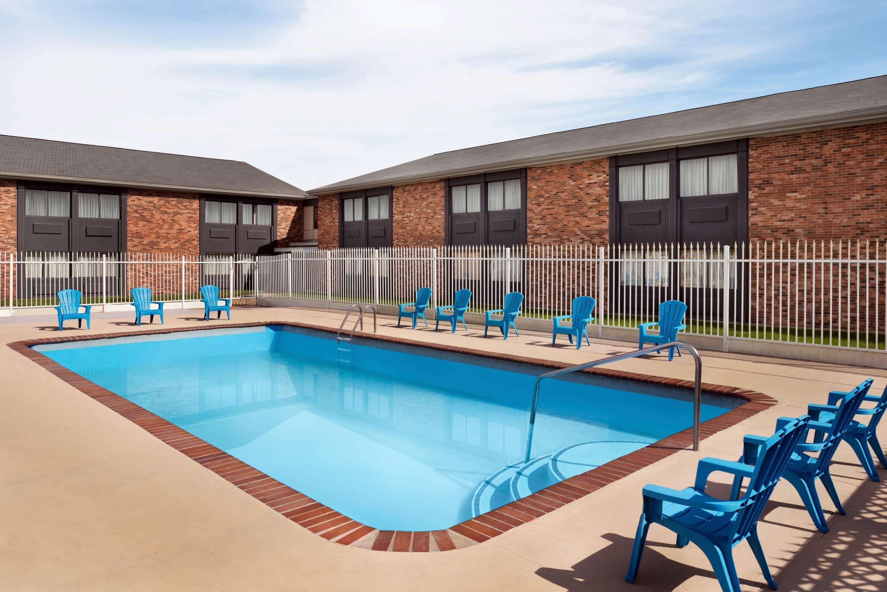 Super 8 By Wyndham Des Moines Hotel Luaran gambar