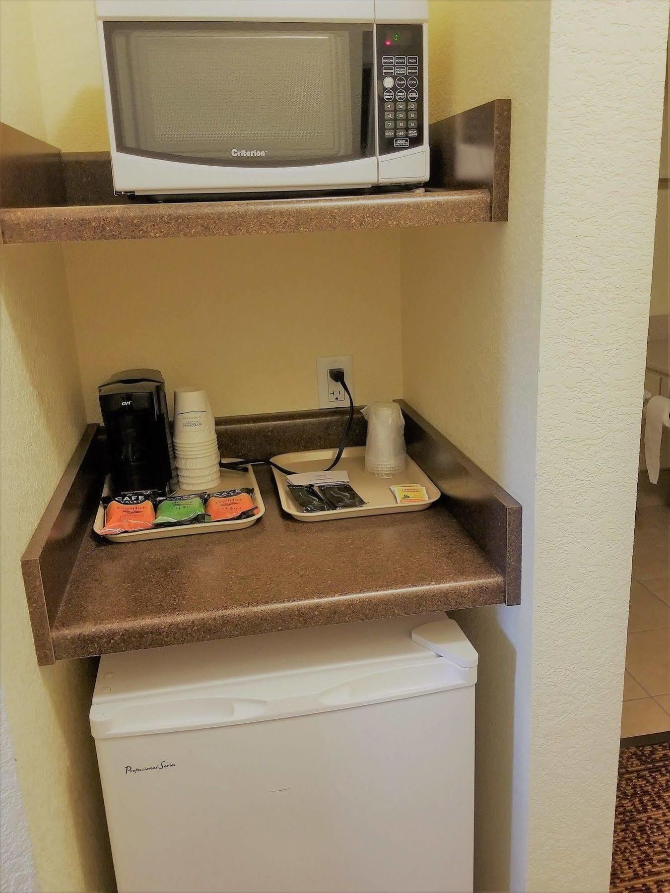 Super 8 By Wyndham Des Moines Hotel Luaran gambar