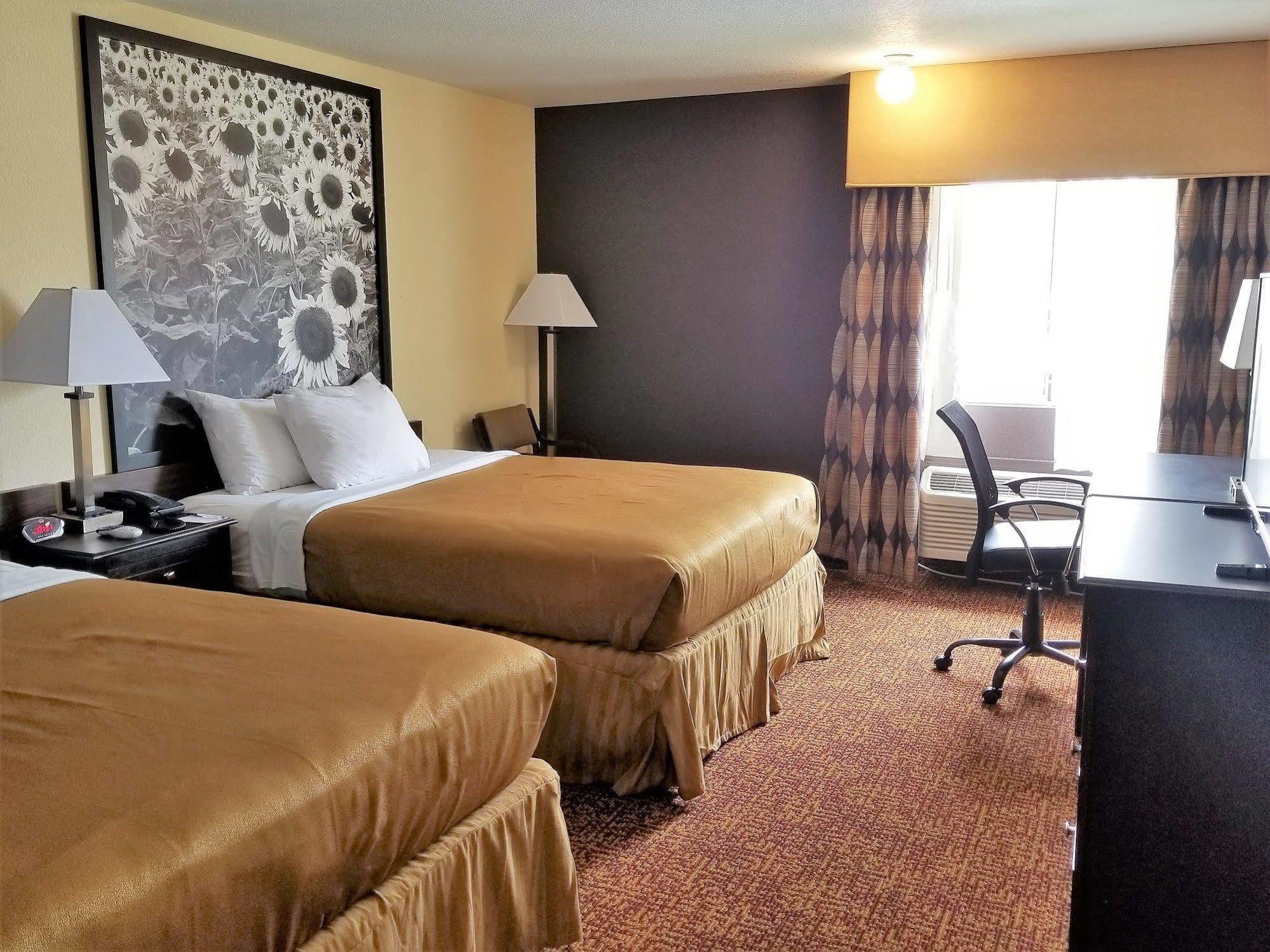 Super 8 By Wyndham Des Moines Hotel Luaran gambar