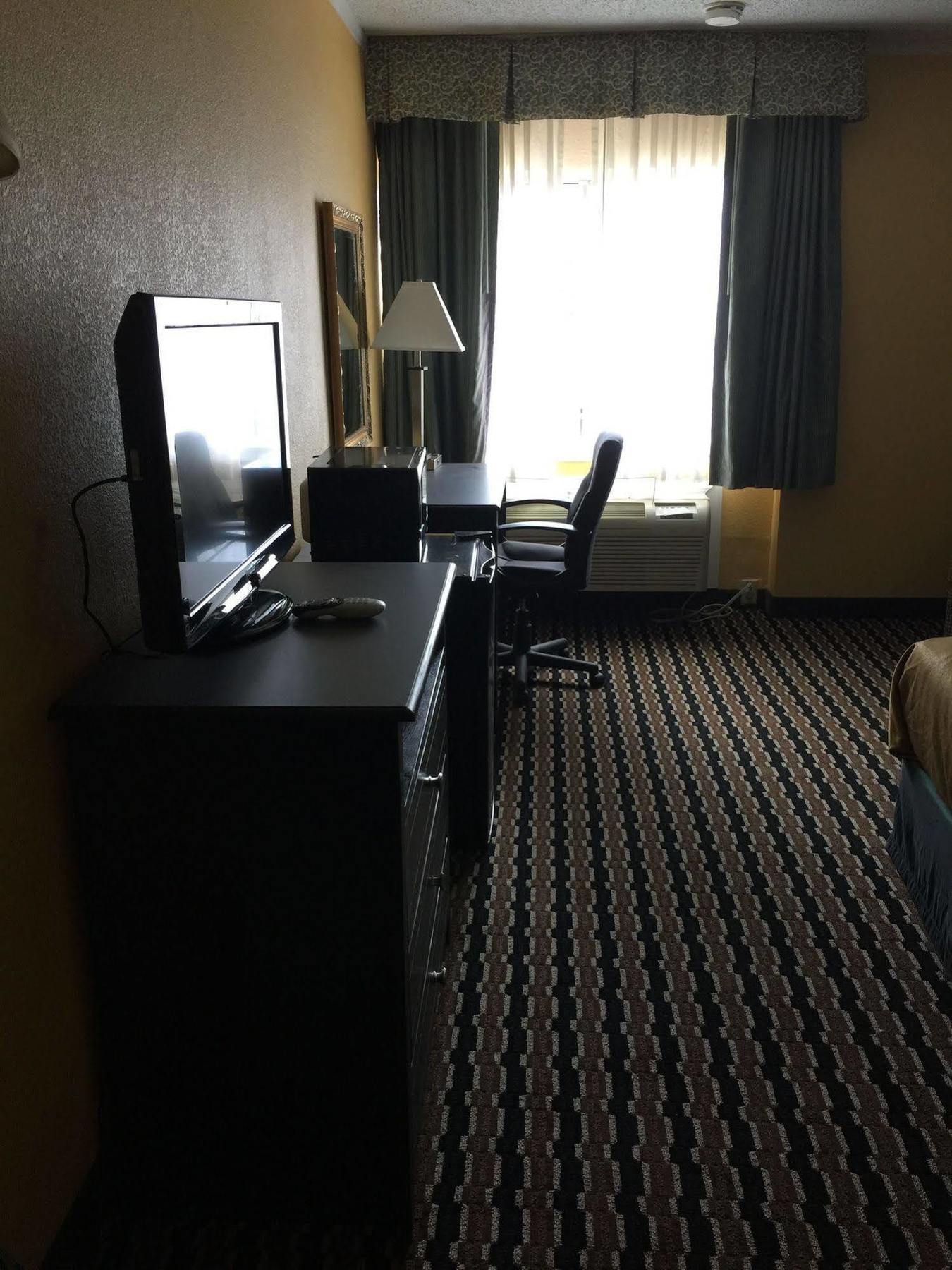 Super 8 By Wyndham Des Moines Hotel Luaran gambar
