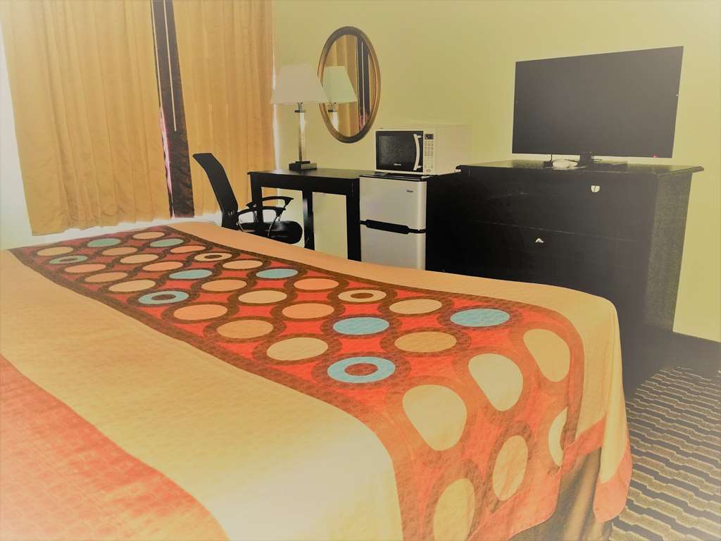 Super 8 By Wyndham Des Moines Hotel Bilik gambar
