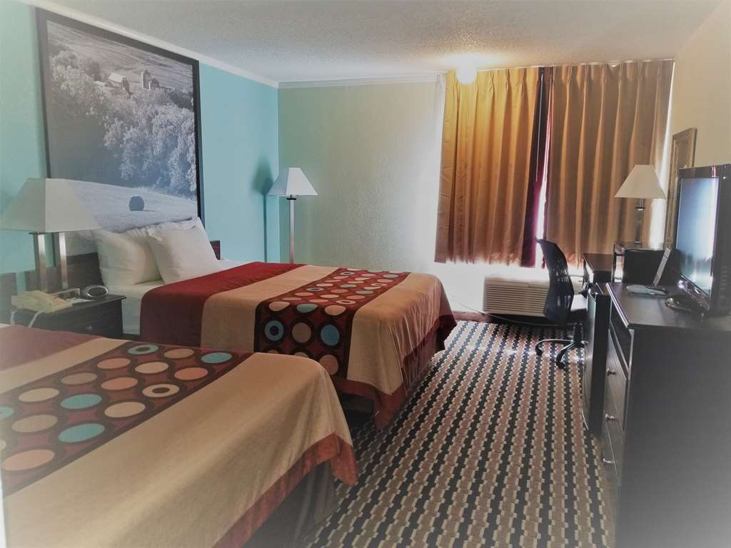 Super 8 By Wyndham Des Moines Hotel Bilik gambar